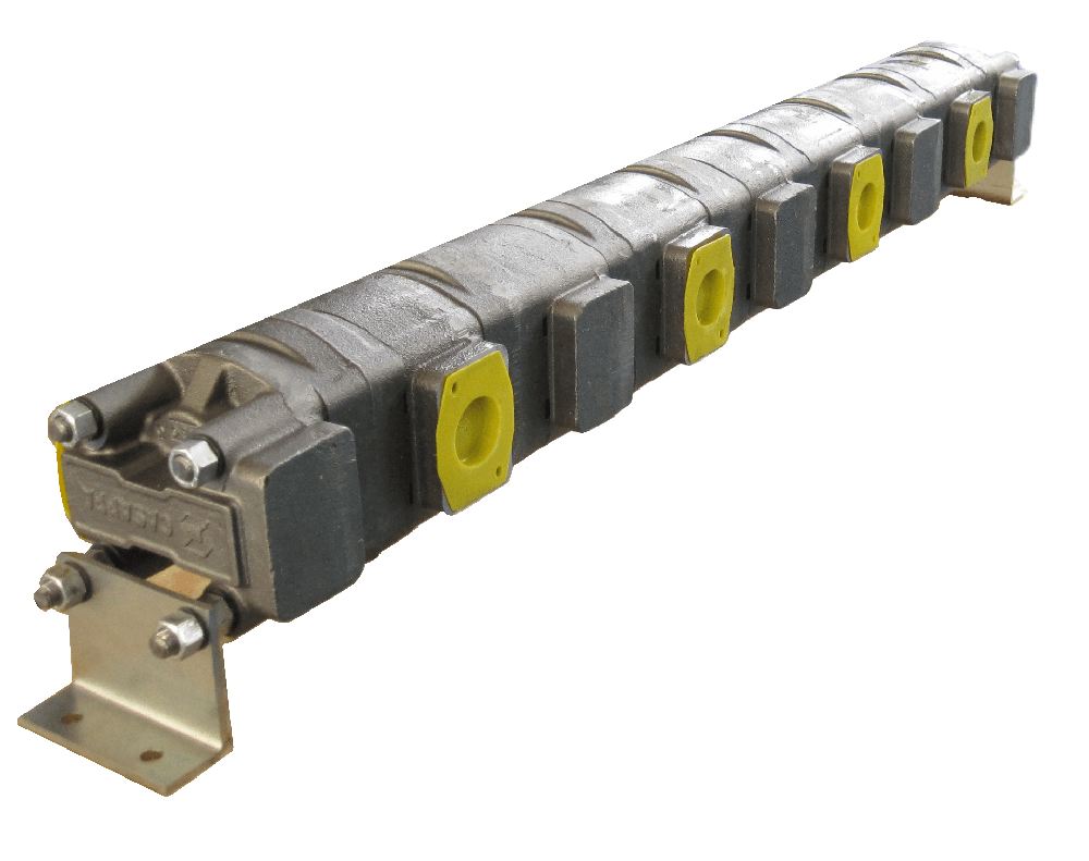 Characteristics of hydraulic flow divider are introduced